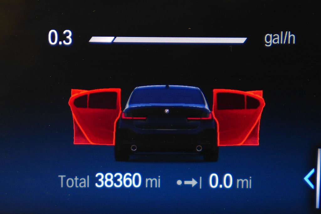 Used 2023 BMW 330i Sedan w/ Driving Assistance Package image 21