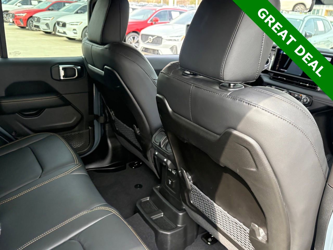 Used 2025 Jeep Wrangler Unlimited Rubicon 392 image 46