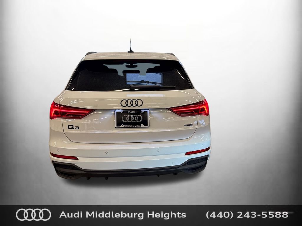 Used 2025 Audi Q3 2.0T Premium Plus w/ Premium Plus Package image 7