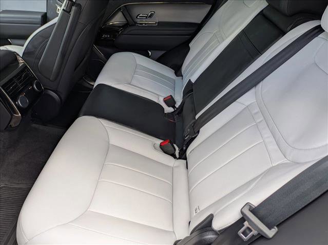 Used 2024 Land Rover Range Rover Sport Dynamic SE image 18