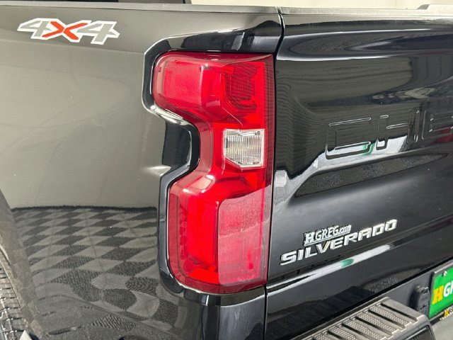 Used 2024 Chevrolet Silverado 1500 RST w/ Max Trailering Package AWD/4WD image 35