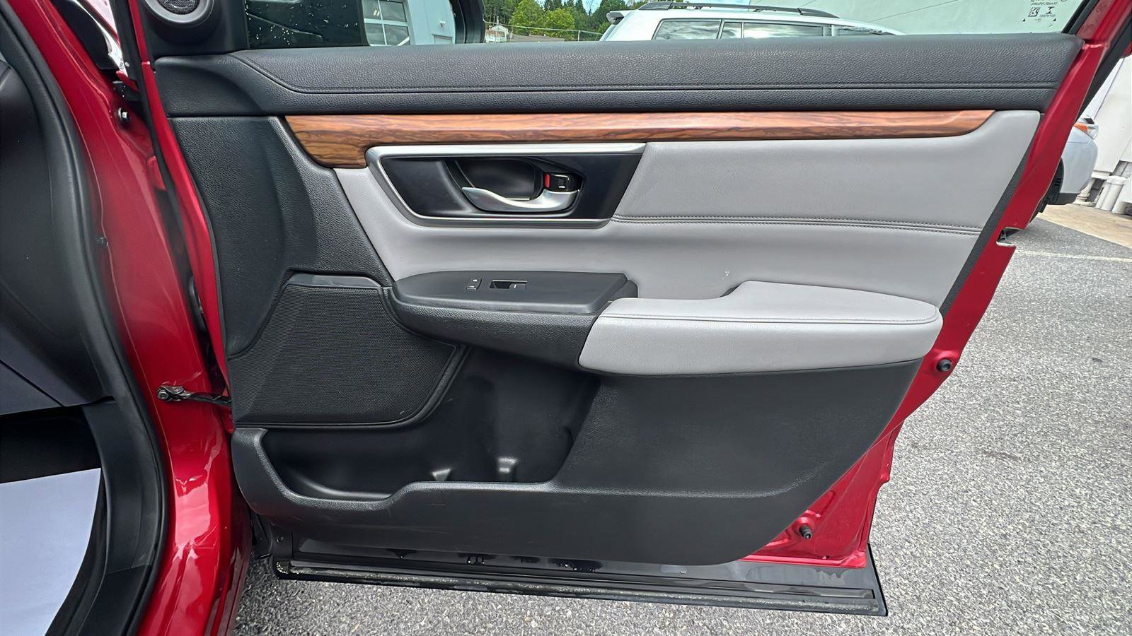 Used 2020 Honda CR-V EX-L image 12