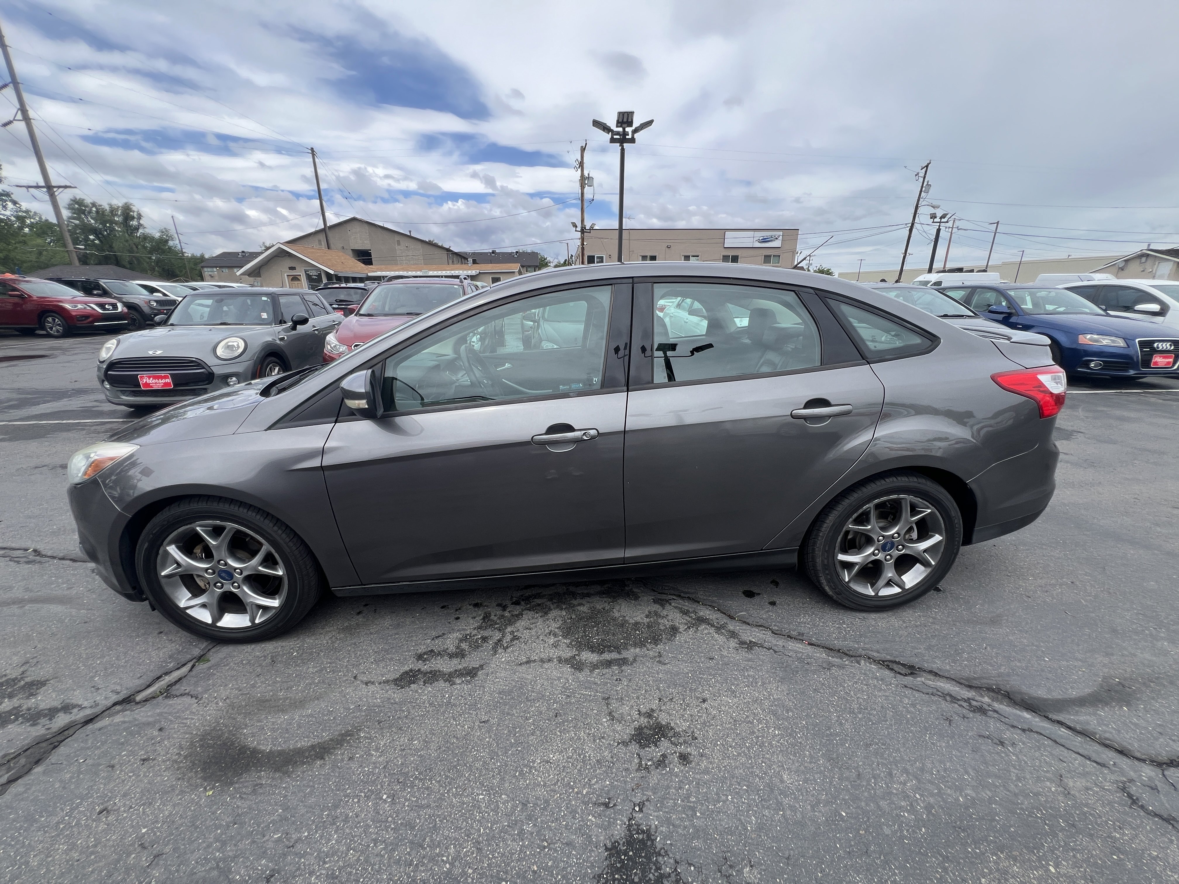 Used 2013 Ford Focus SE FWD image 4