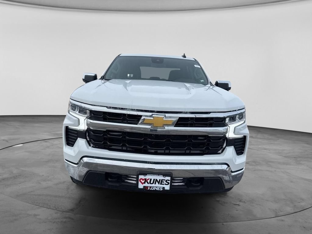 Used 2025 Chevrolet Silverado 1500 LT w/ Work Truck Package AWD/4WD image 3