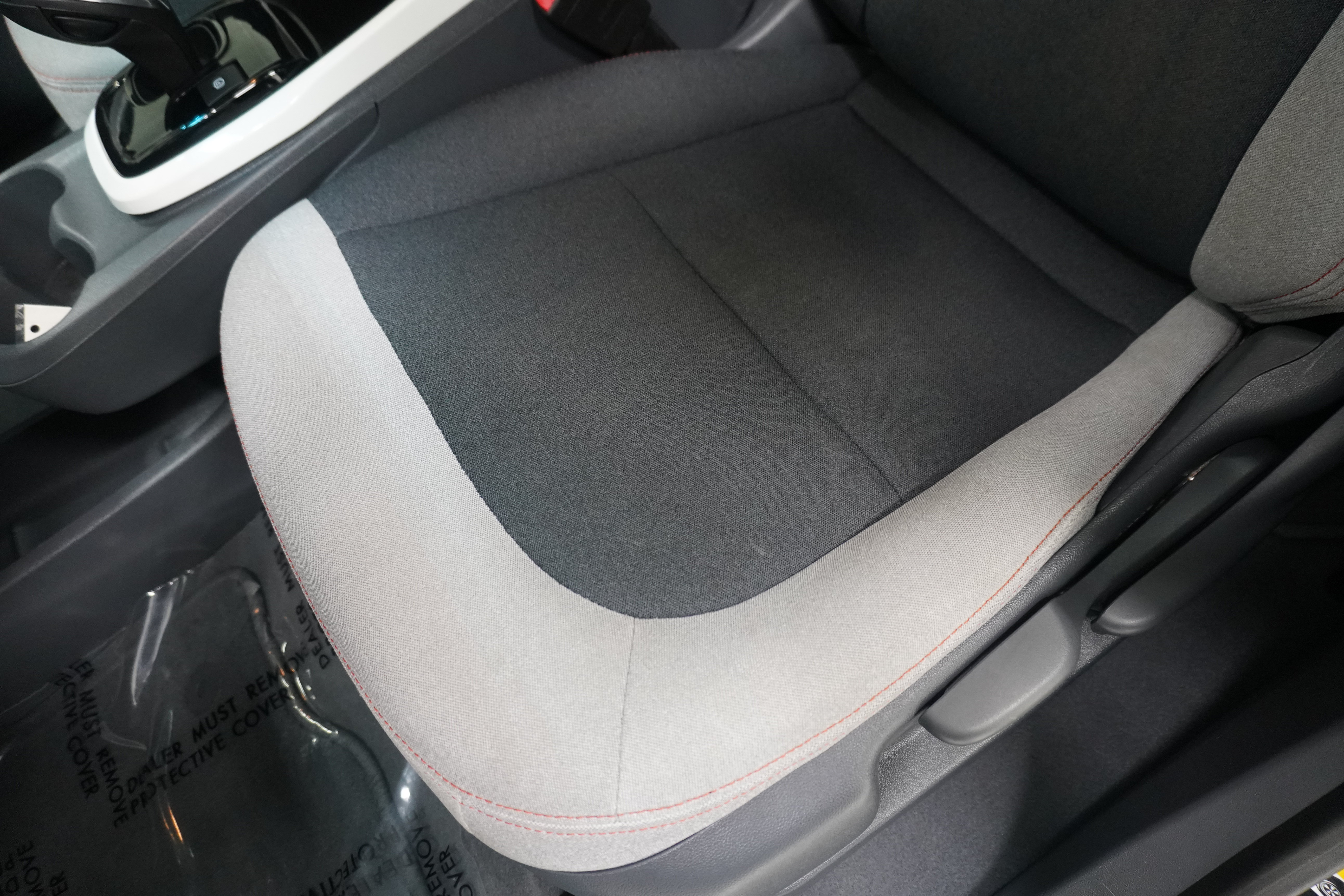 Used 2019 Chevrolet Bolt LT FWD image 12