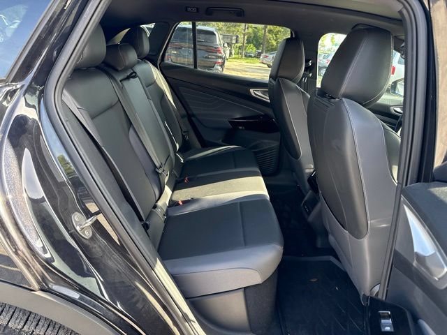 Used 2023 Volkswagen ID.4 Pro S AWD/4WD image 9