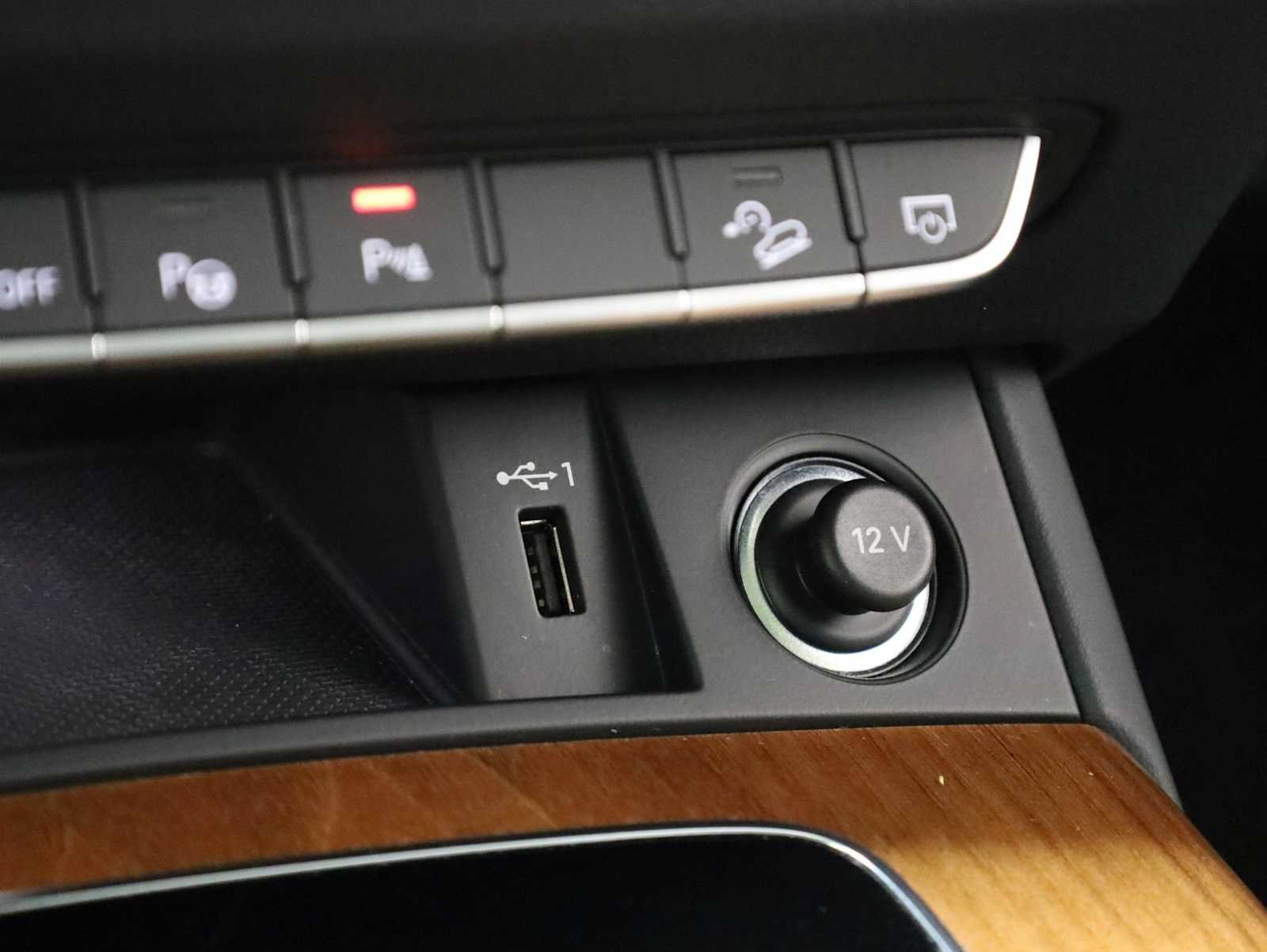 Used 2021 Audi Q5 Prestige w/ Prestige Package AWD/4WD image 33