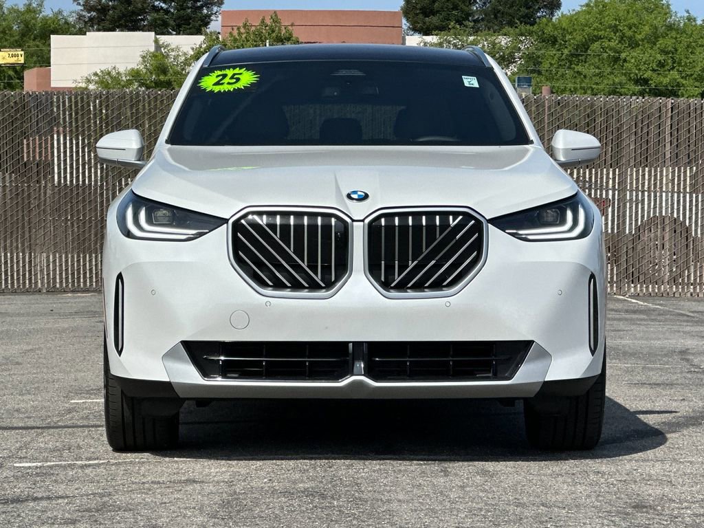 Used 2025 BMW X3 xDrive30i w/ Premium Package AWD/4WD image 8