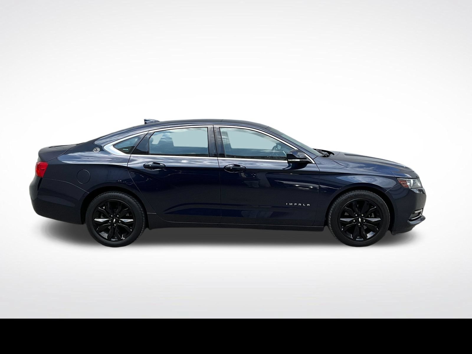 Used 2018 Chevrolet Impala LT FWD image 19