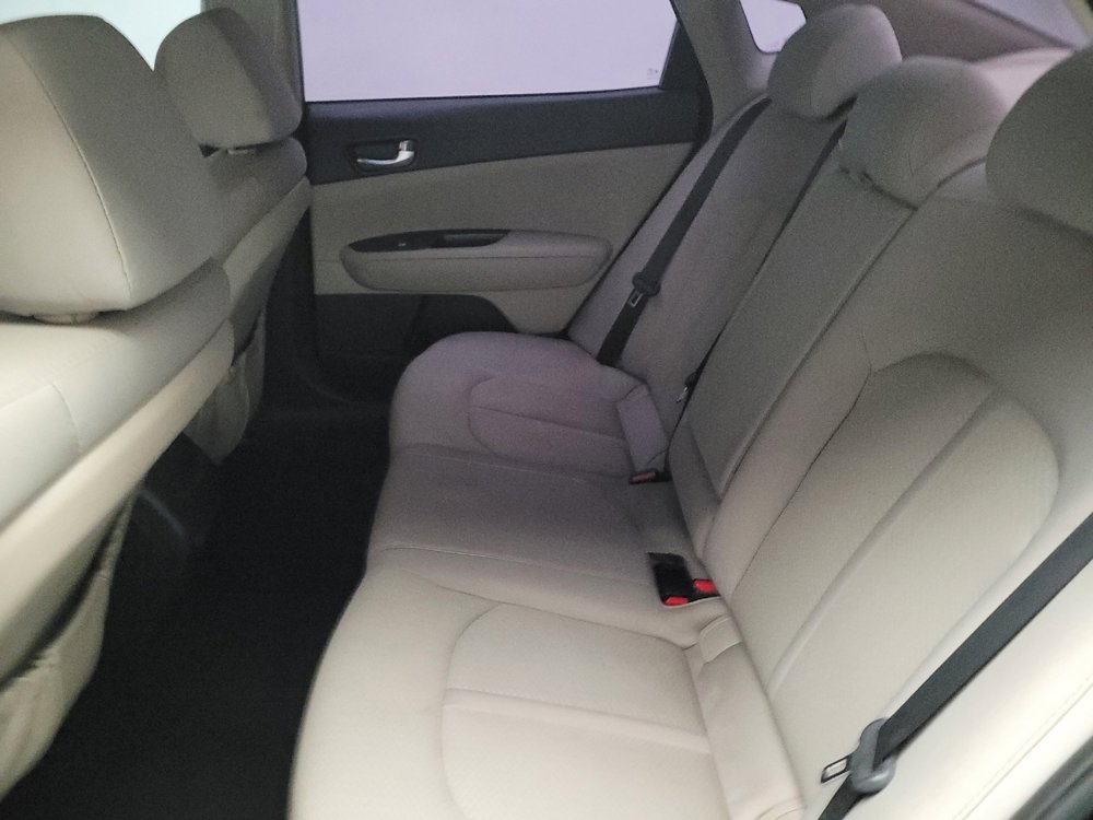 Used 2016 Kia Optima LX image 18