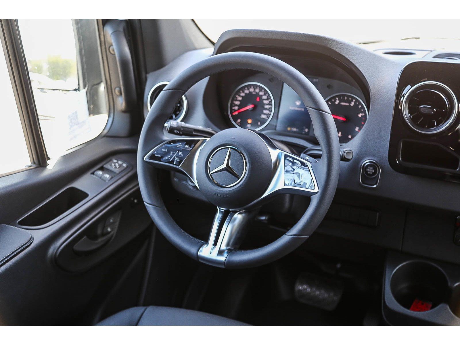 New 2026 Mercedes-Benz Sprinter 2500 image 14