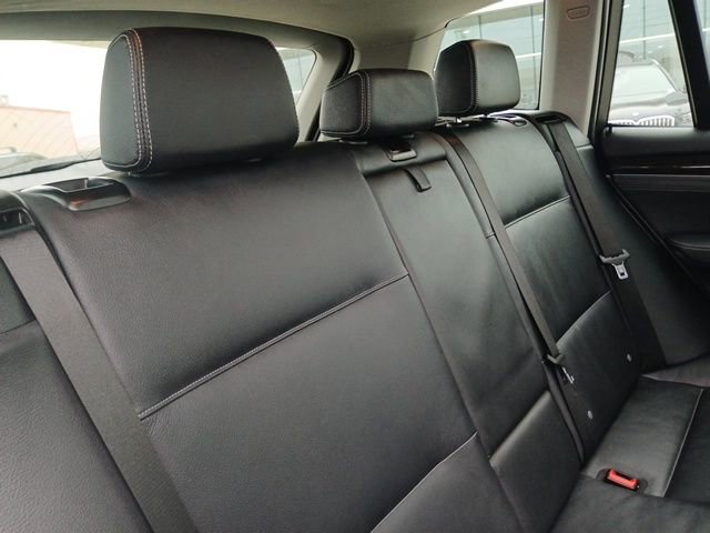 Used 2015 BMW X3 xDrive28i image 12