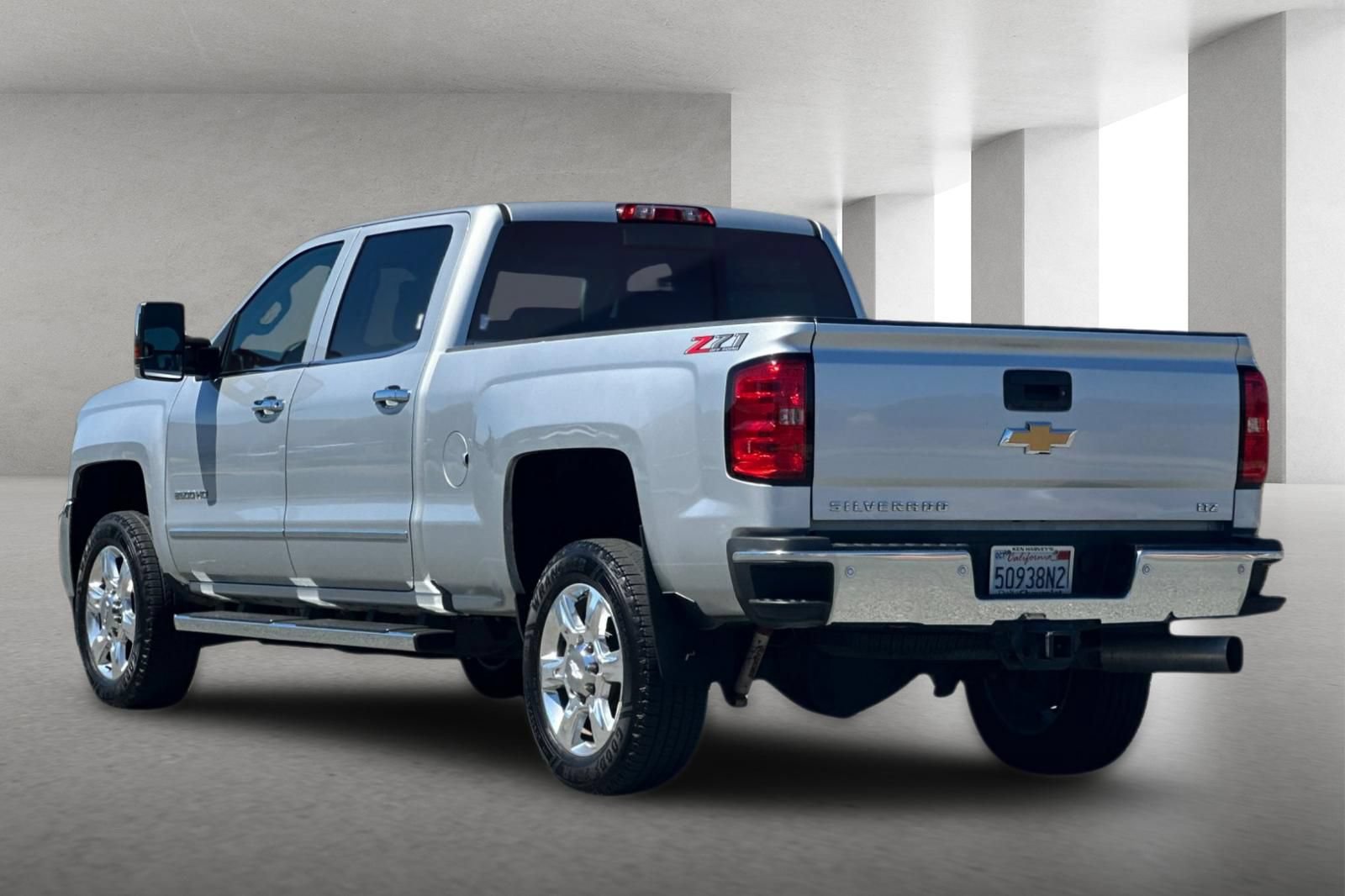 Used 2019 Chevrolet Silverado 2500 LTZ w/ Duramax Plus Package AWD/4WD image 6