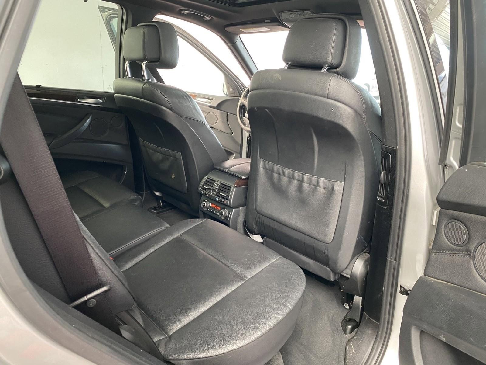 Used 2013 BMW X5 xDrive50i w/ Sport Activity Pkg image 11