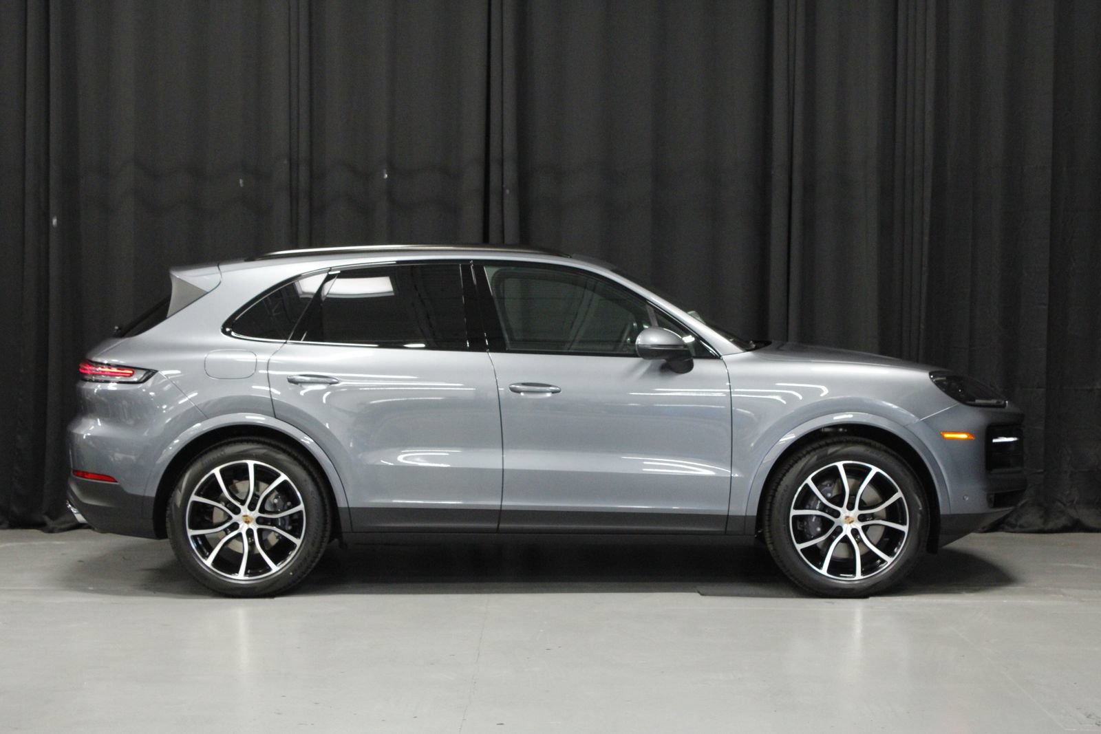 New 2026 Porsche Cayenne AWD/4WD image 6