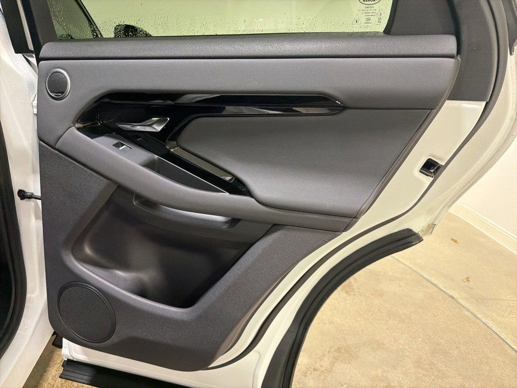 Used 2024 Land Rover Range Rover Evoque S image 26