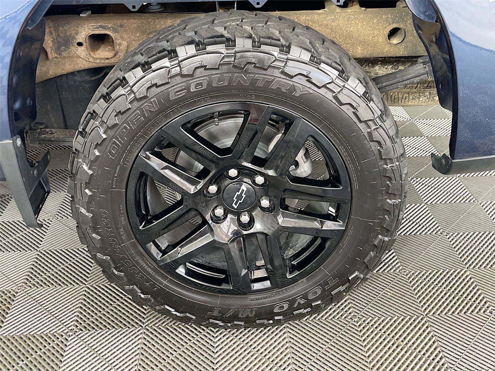 Used 2022 Chevrolet Silverado 1500 Custom AWD/4WD image 33