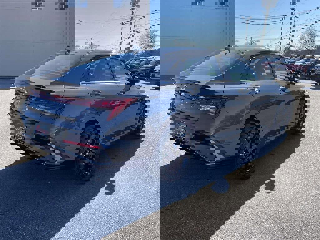 New 2026 Hyundai Elantra SEL Sport Premium image 23