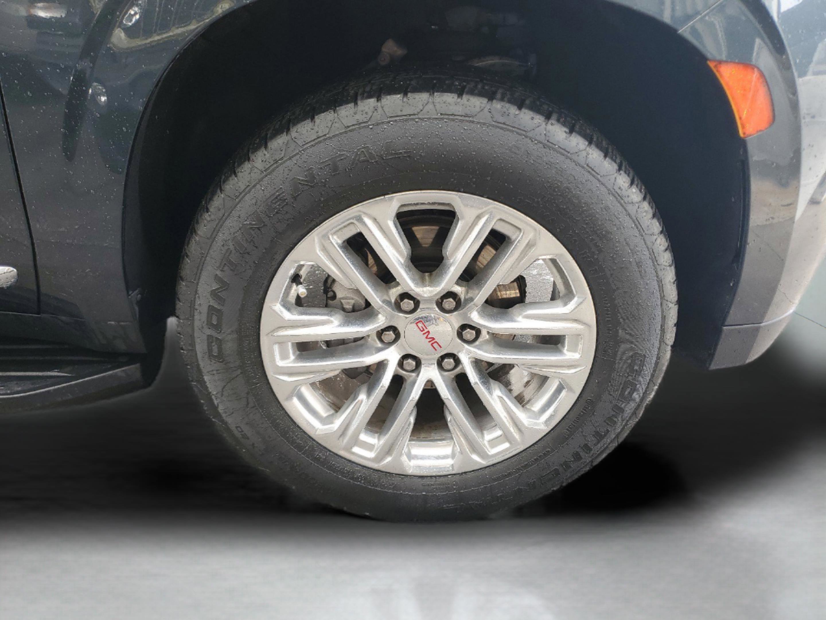 Used 2021 GMC Yukon SLT w/ SLT Premium Package image 6