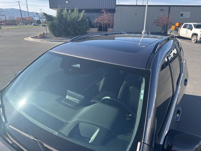 Used 2025 Honda Pilot Black Edition image 12