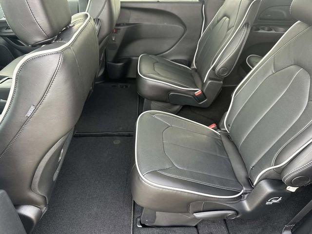 New 2026 Chrysler Pacifica Limited w/ S Appearance Package image 25