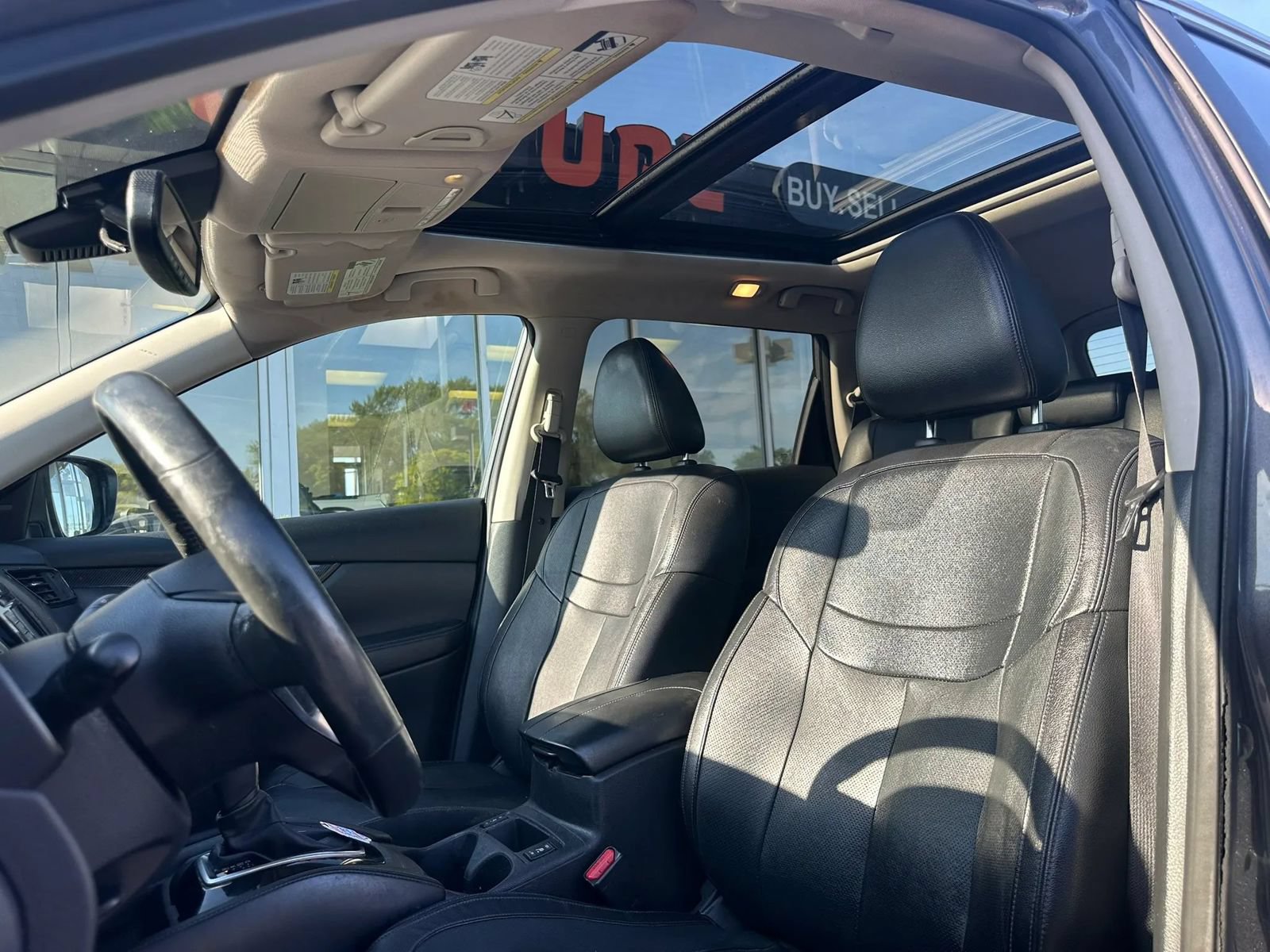 Used 2017 Nissan Rogue SL w/ SL Premium Package AWD/4WD image 7