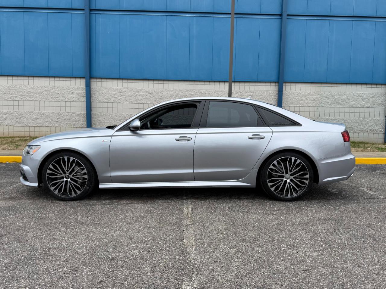 Used 2018 Audi A6 2.0T Premium Plus w/ Premium Plus Package AWD/4WD image 8