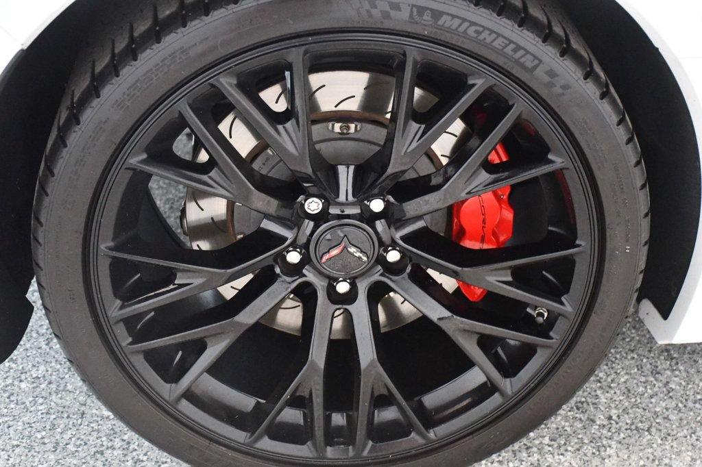 Used 2017 Chevrolet Corvette Grand Sport RWD image 28