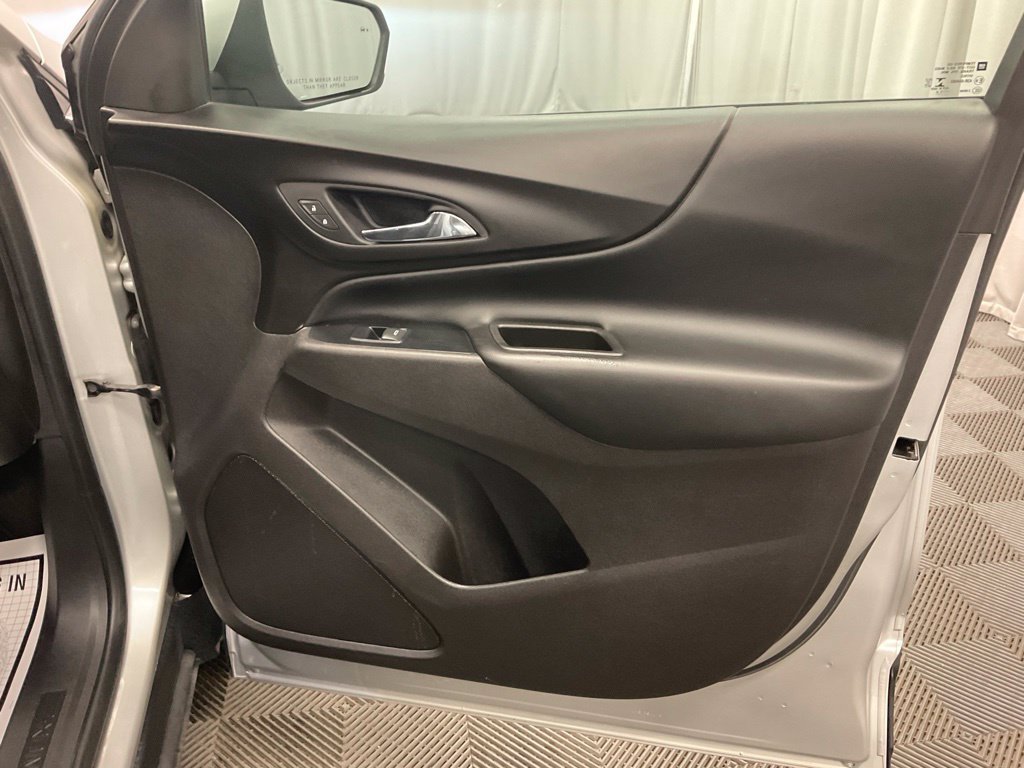 Used 2019 Chevrolet Equinox LT AWD/4WD image 39