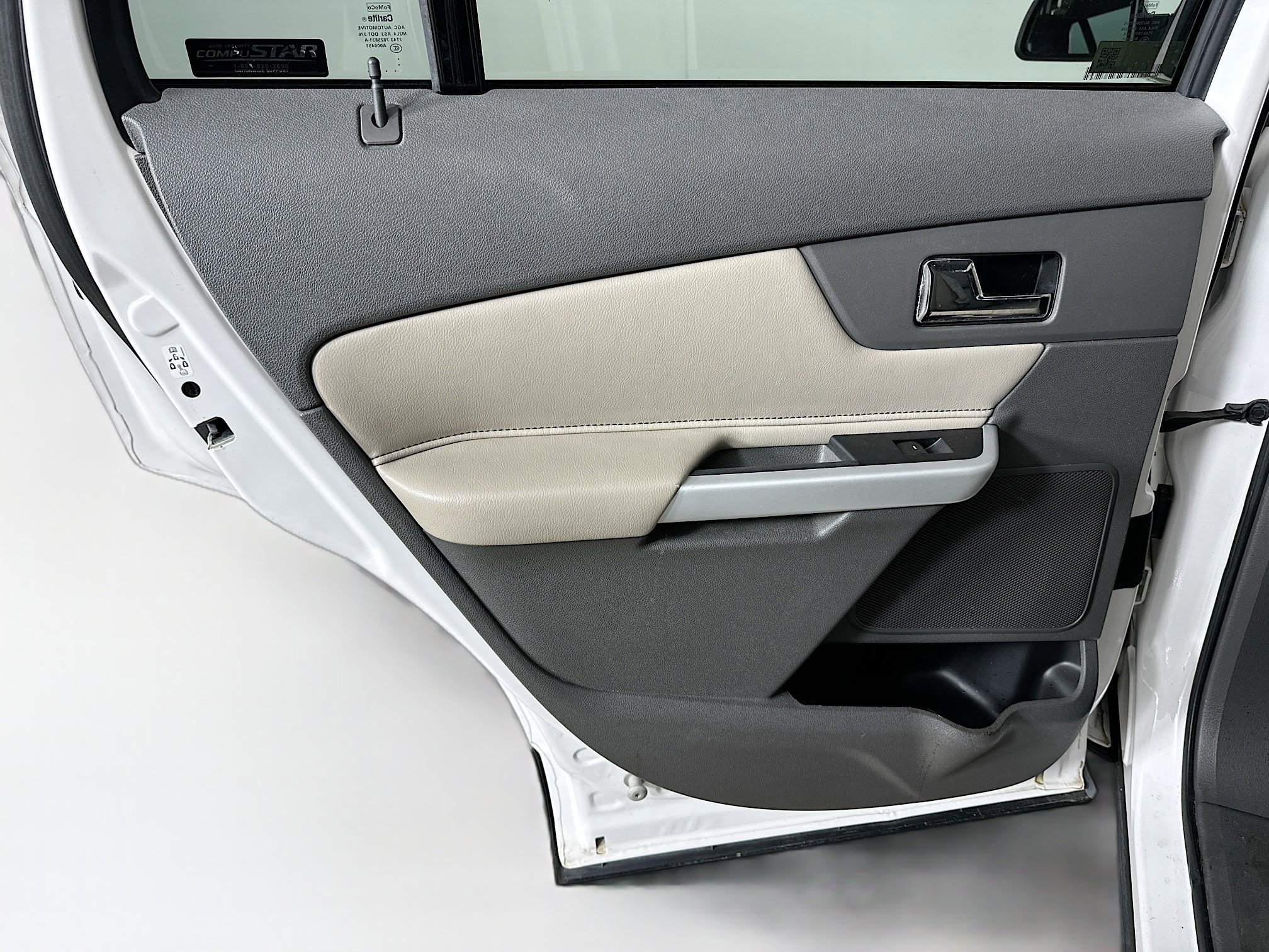 Used 2012 Ford Edge SEL image 26