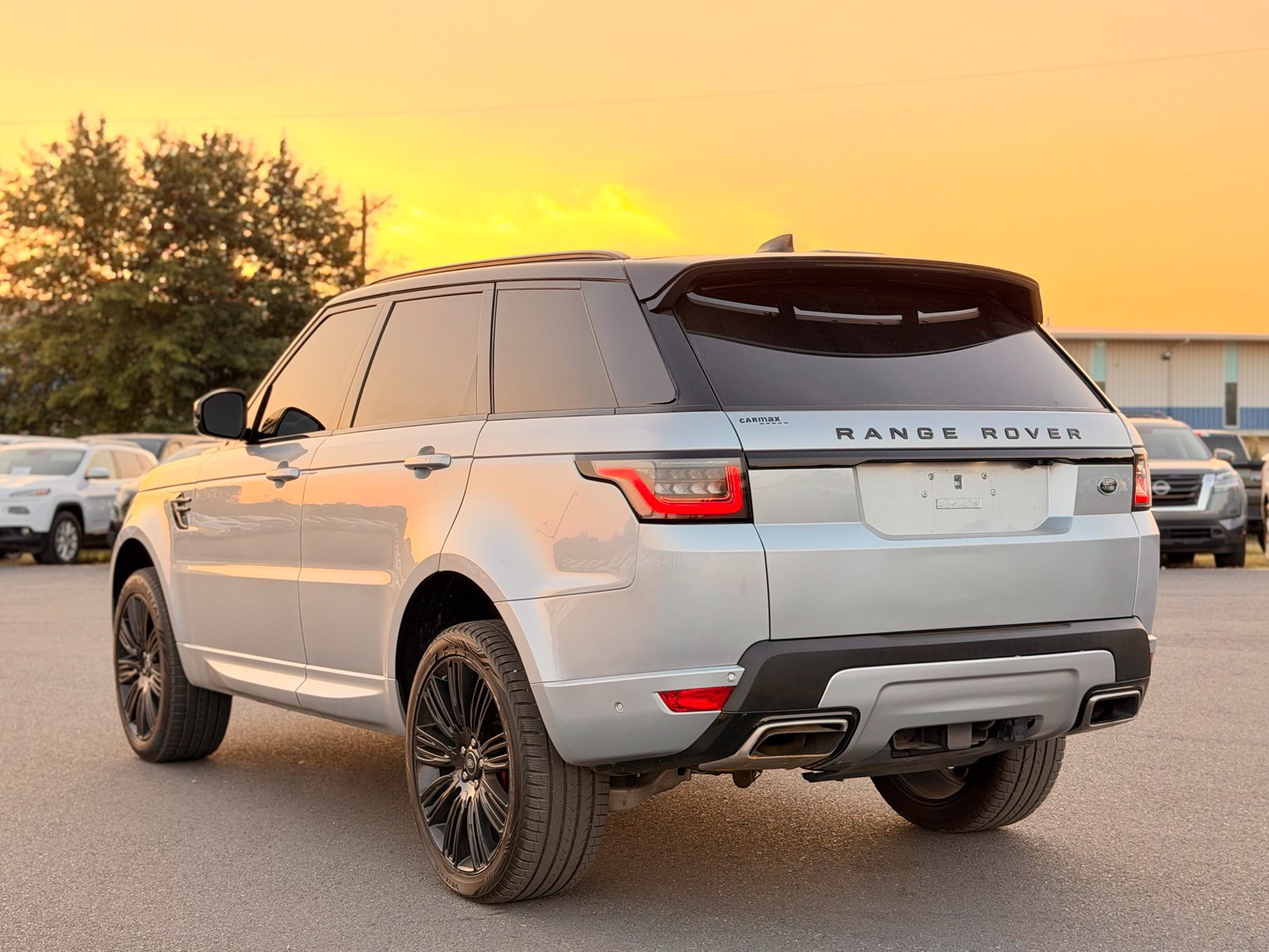 Used 2022 Land Rover Range Rover Sport HSE Dynamic AWD/4WD image 13