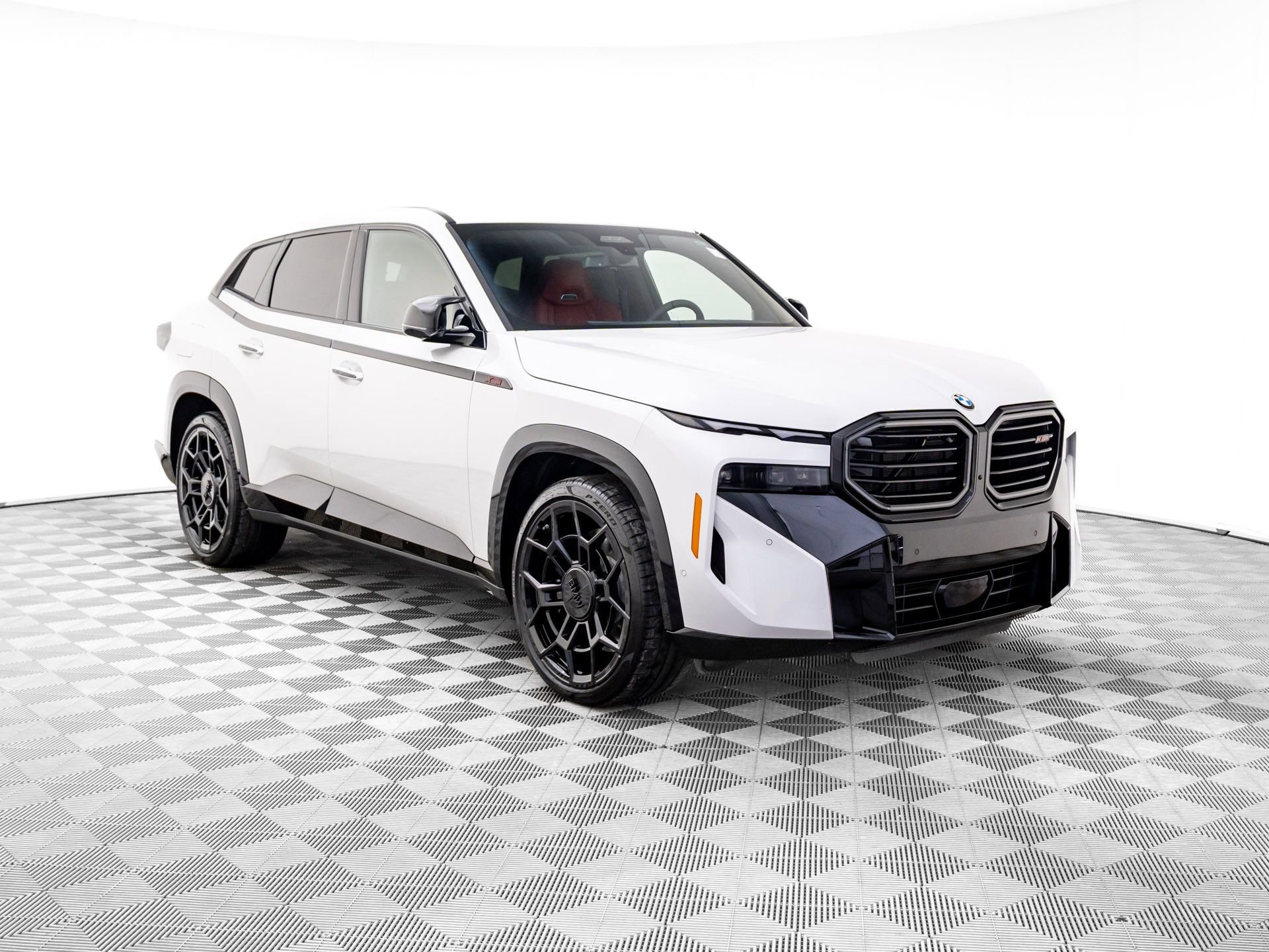 New 2026 BMW XM Label Red image 8