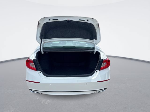 Used 2018 Honda Accord Touring image 24