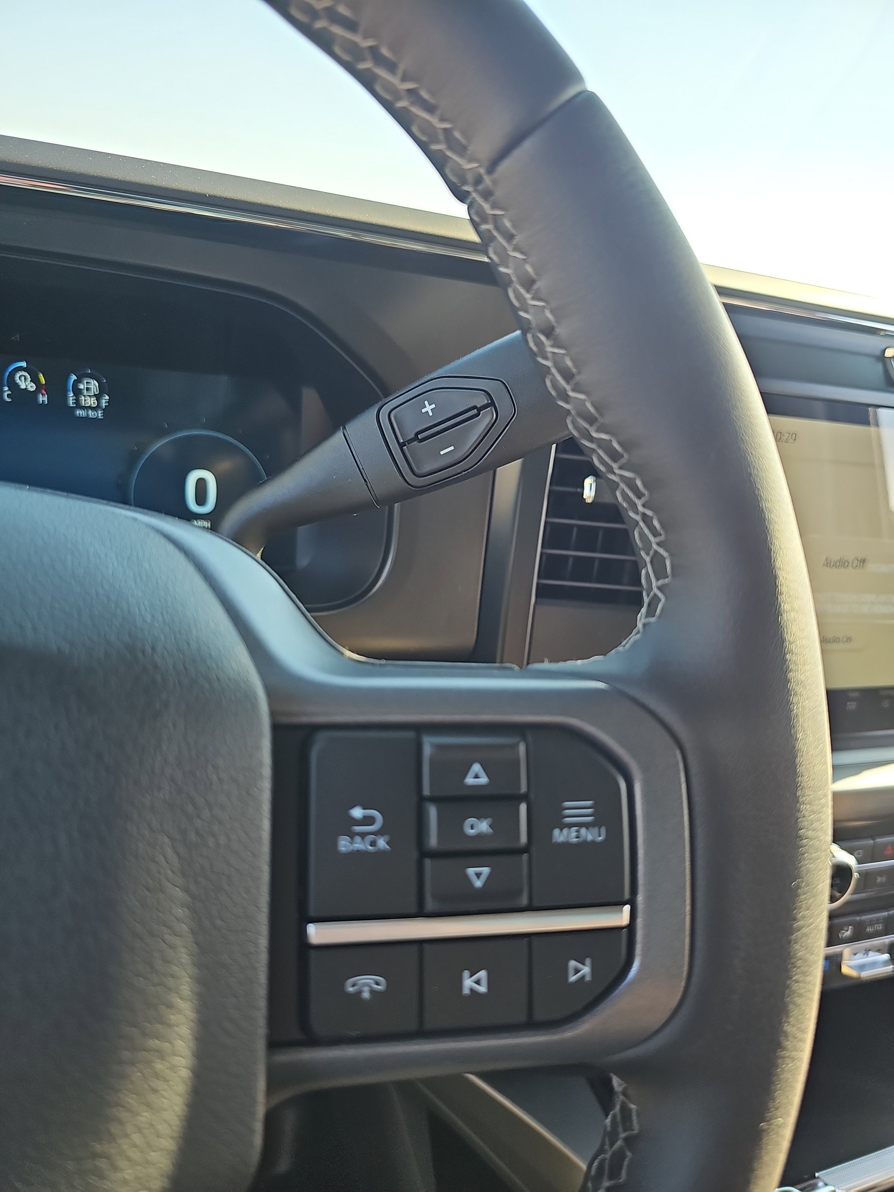 New 2026 Ford F350 Lariat image 23