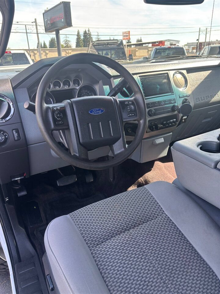 Used 2015 Ford F250 XLT w/ XLT Value Package AWD/4WD image 9