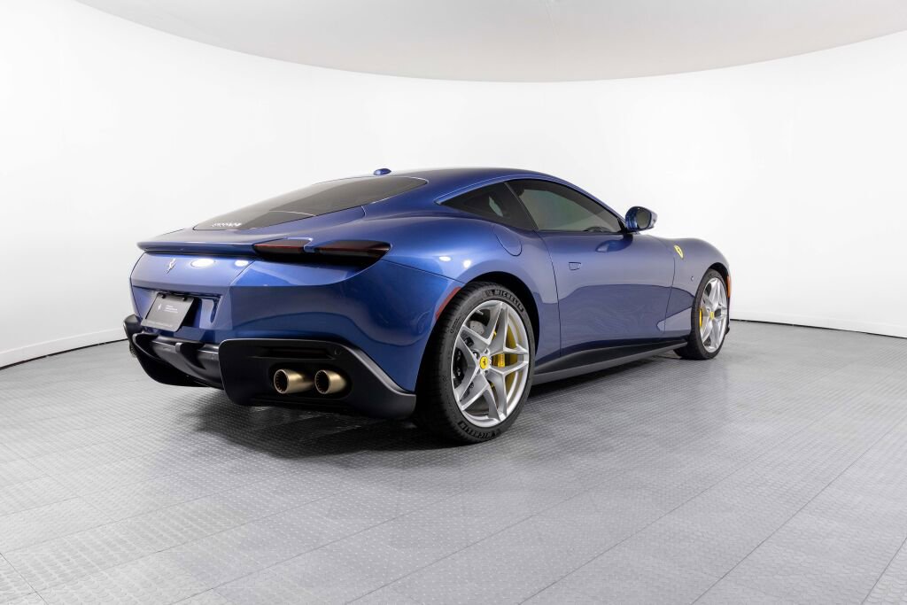 Certified 2021 Ferrari Roma image 4