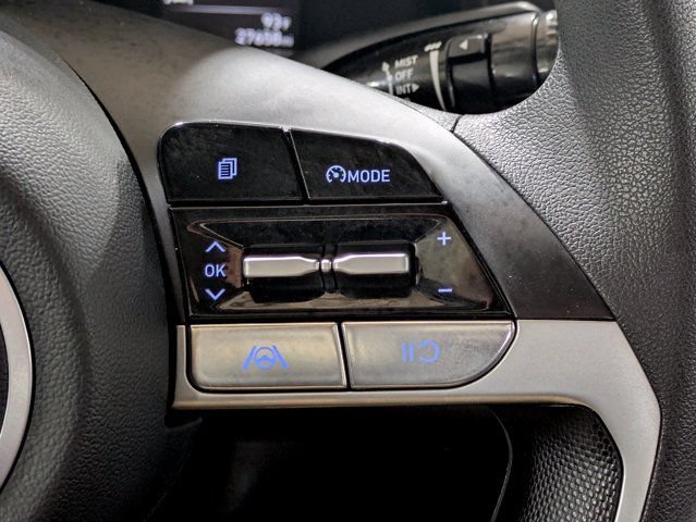 Used 2023 Hyundai Elantra SEL FWD image 24