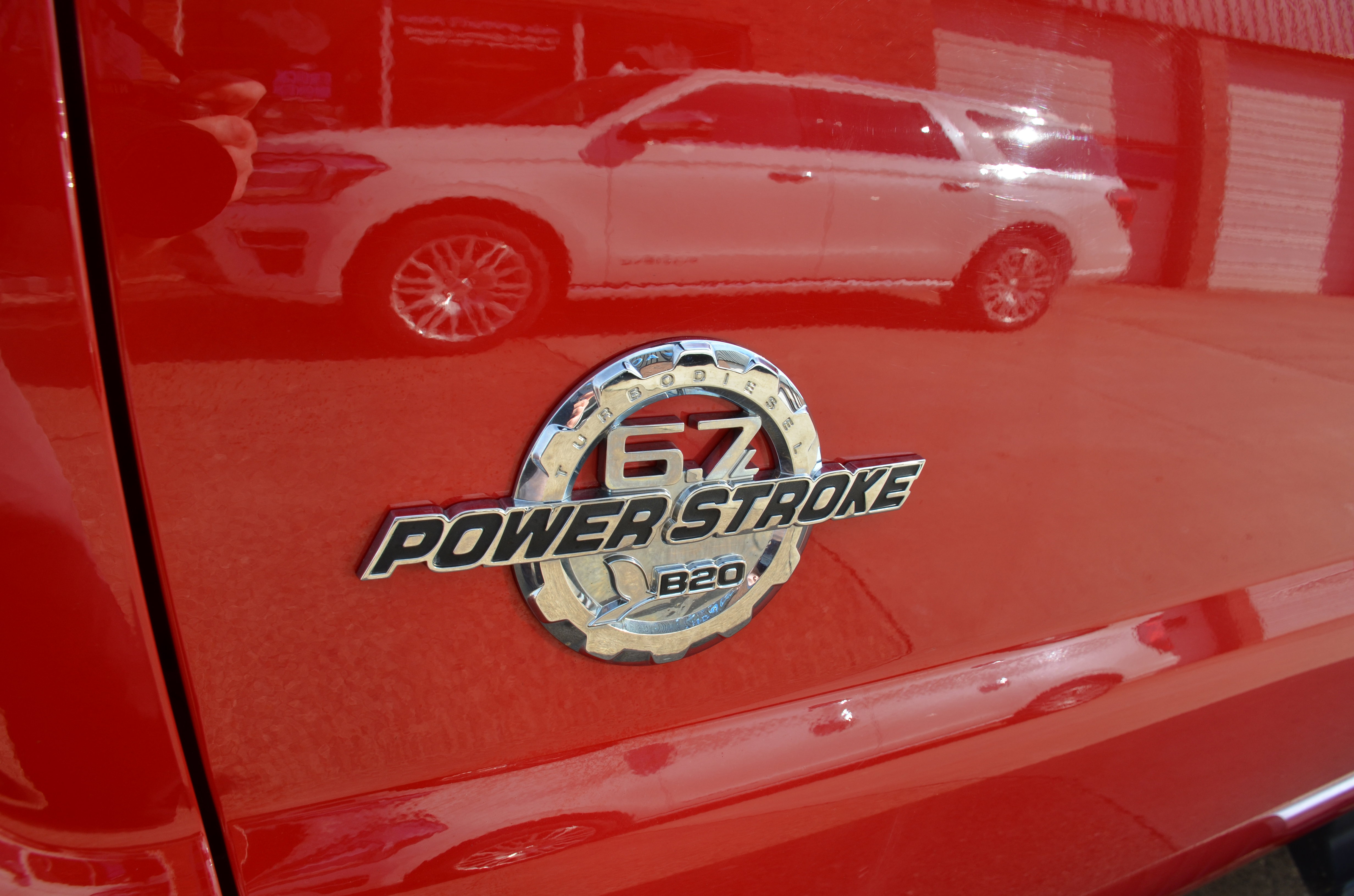 Used 2014 Ford F350 Lariat w/ Lariat Interior Package image 8