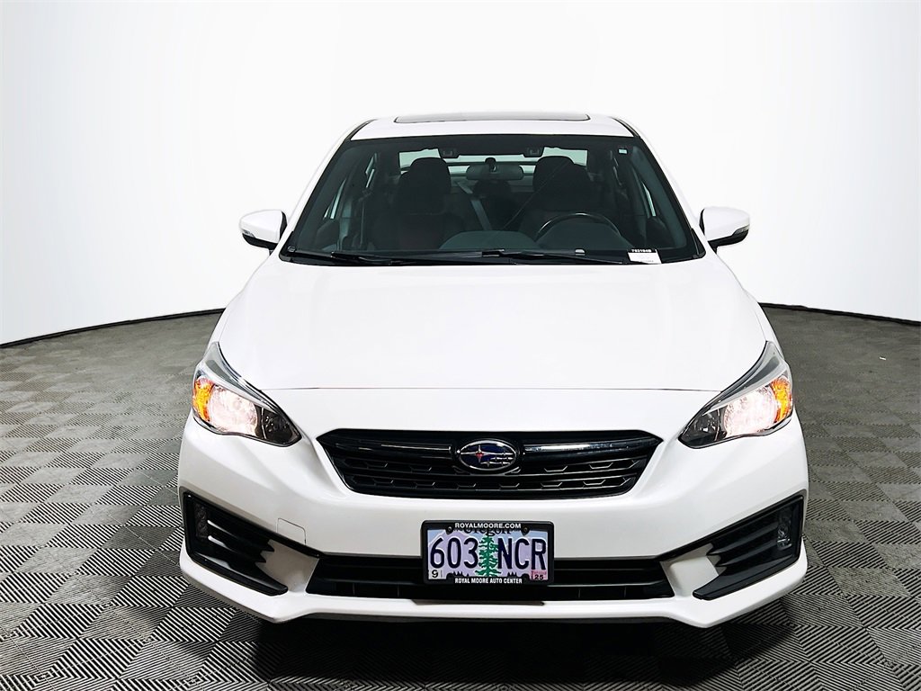 Used 2022 Subaru Impreza 2.0i Sport image 3