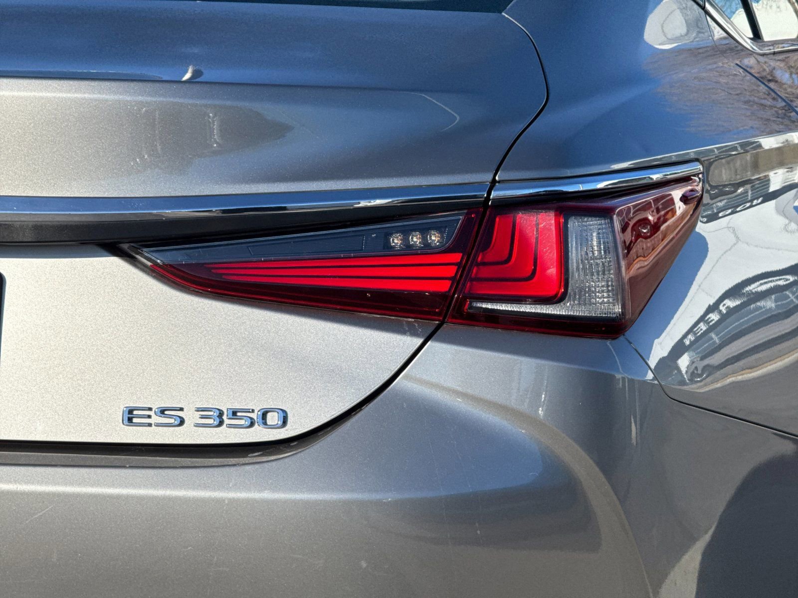 Used 2019 Lexus ES 350 w/ Accessory Package FWD image 32