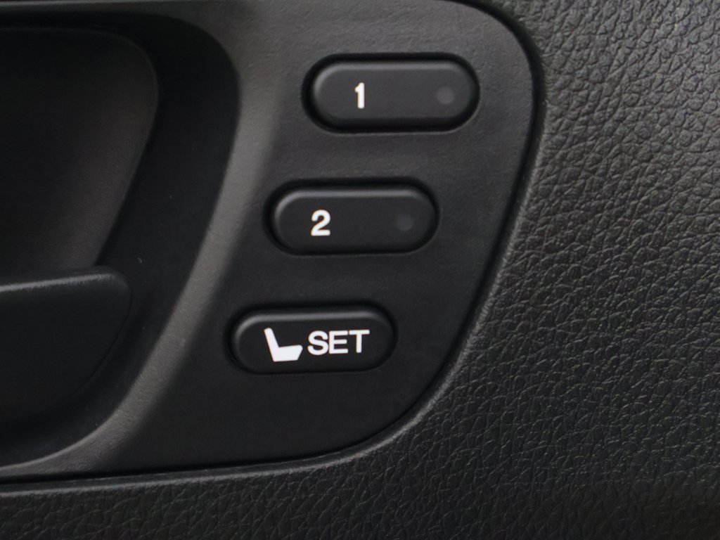 Used 2024 Honda Passport EX-L image 37