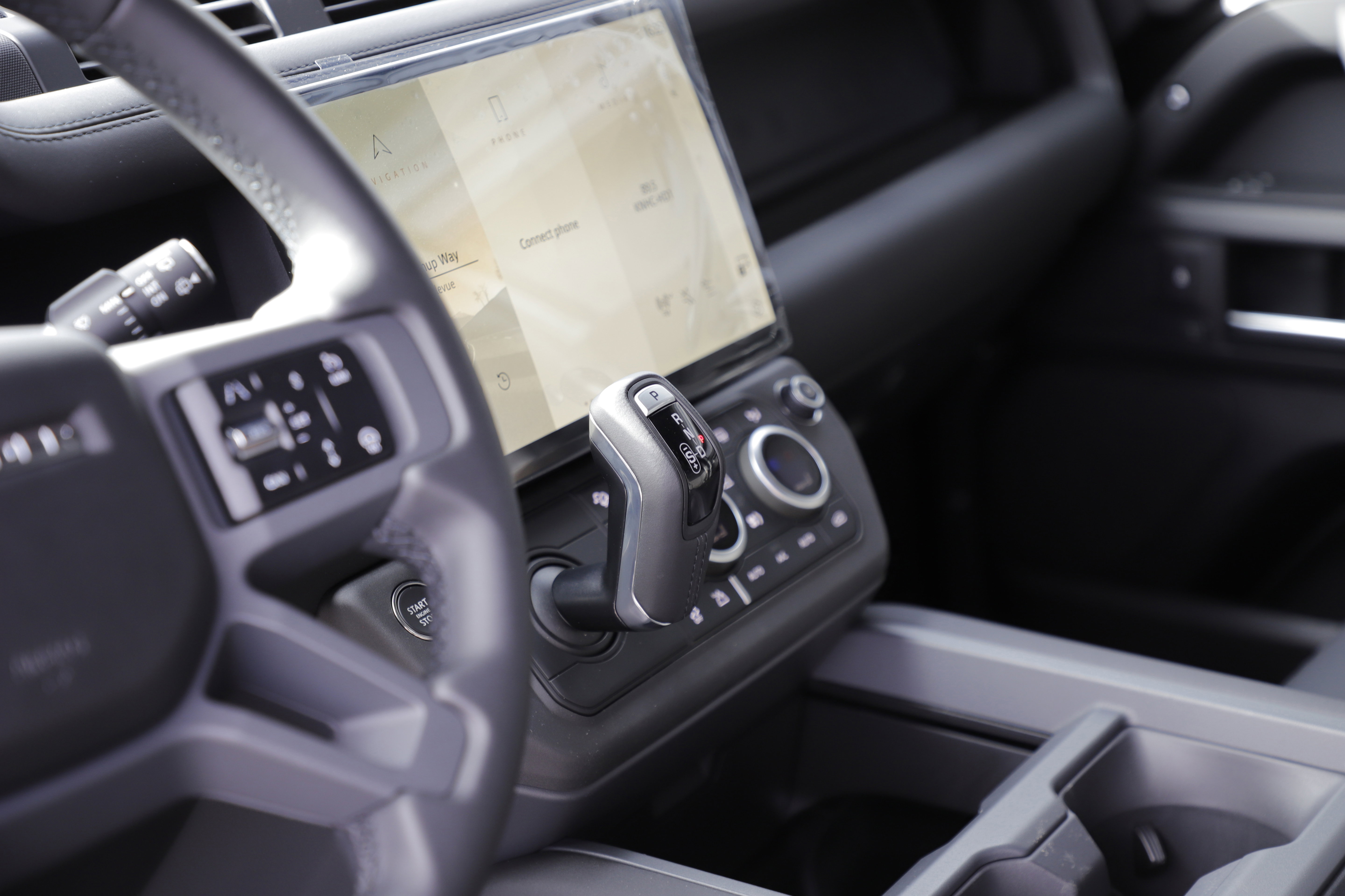 New 2026 Land Rover Defender 110 X-Dynamic SE image 22