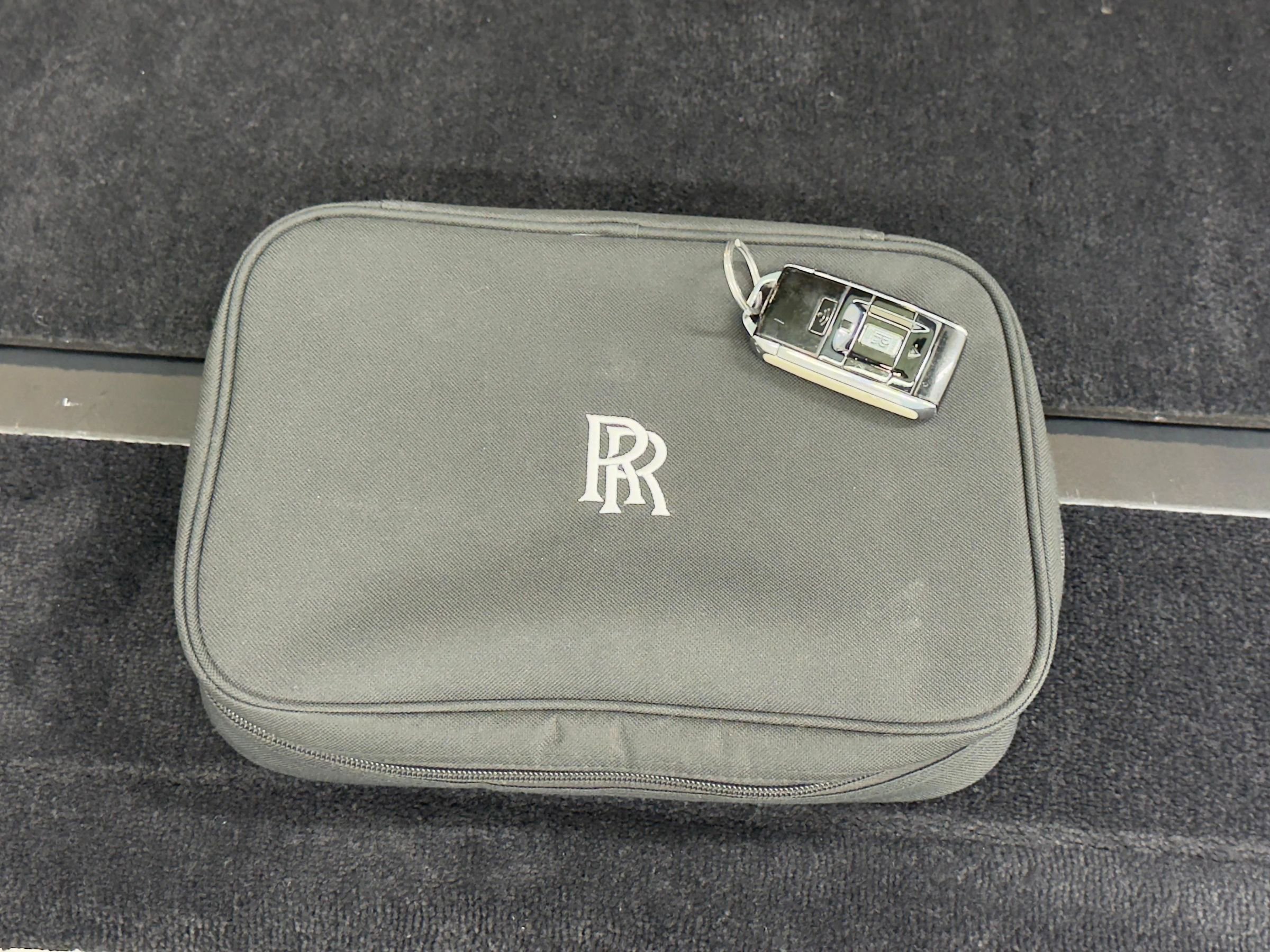 Used 2020 Rolls-Royce Cullinan image 3