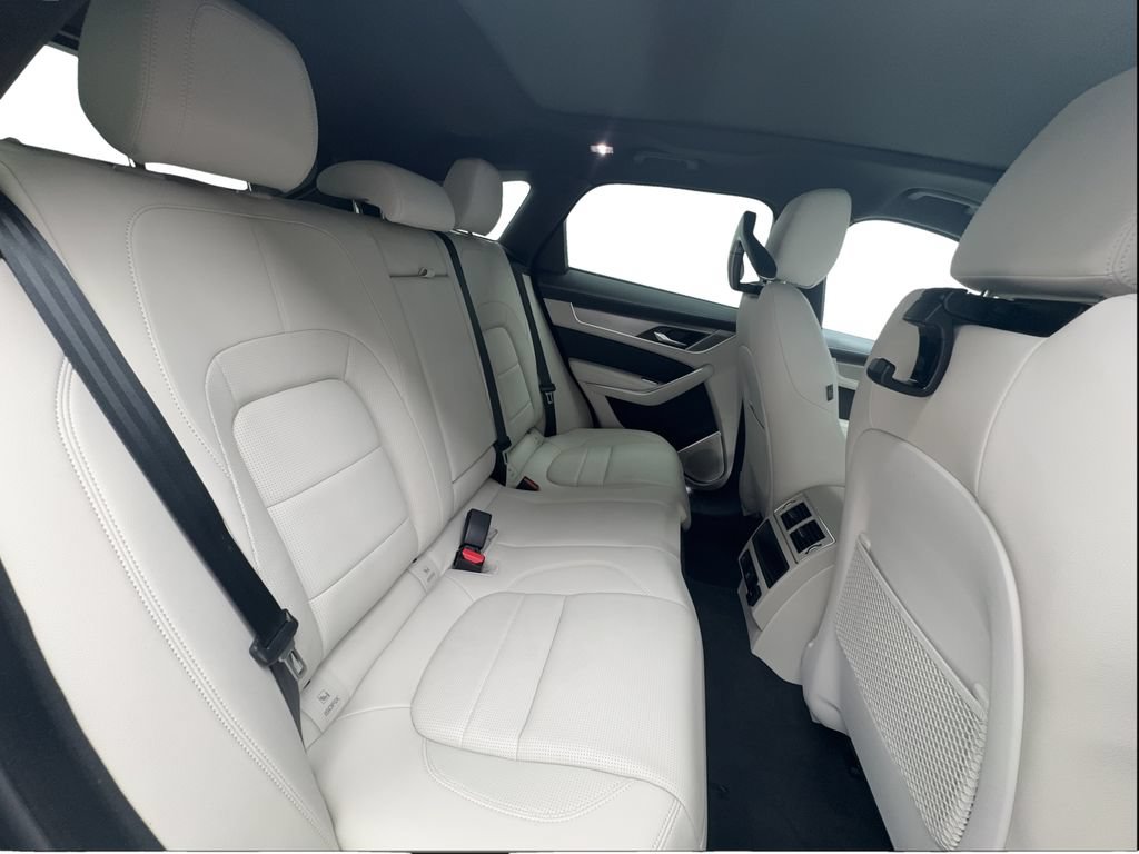 Used 2026 Jaguar F-PACE R-Dynamic S AWD/4WD image 25