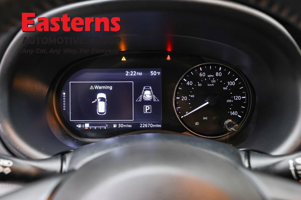 Used 2023 Nissan Kicks SR w/ SR Premium Package image 18