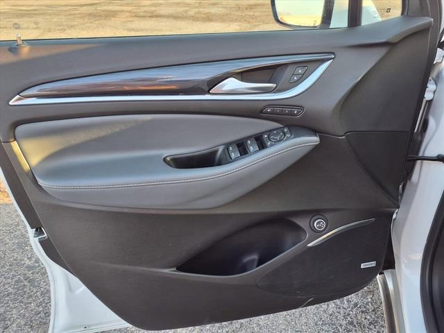 Used 2024 Buick Enclave Premium image 50