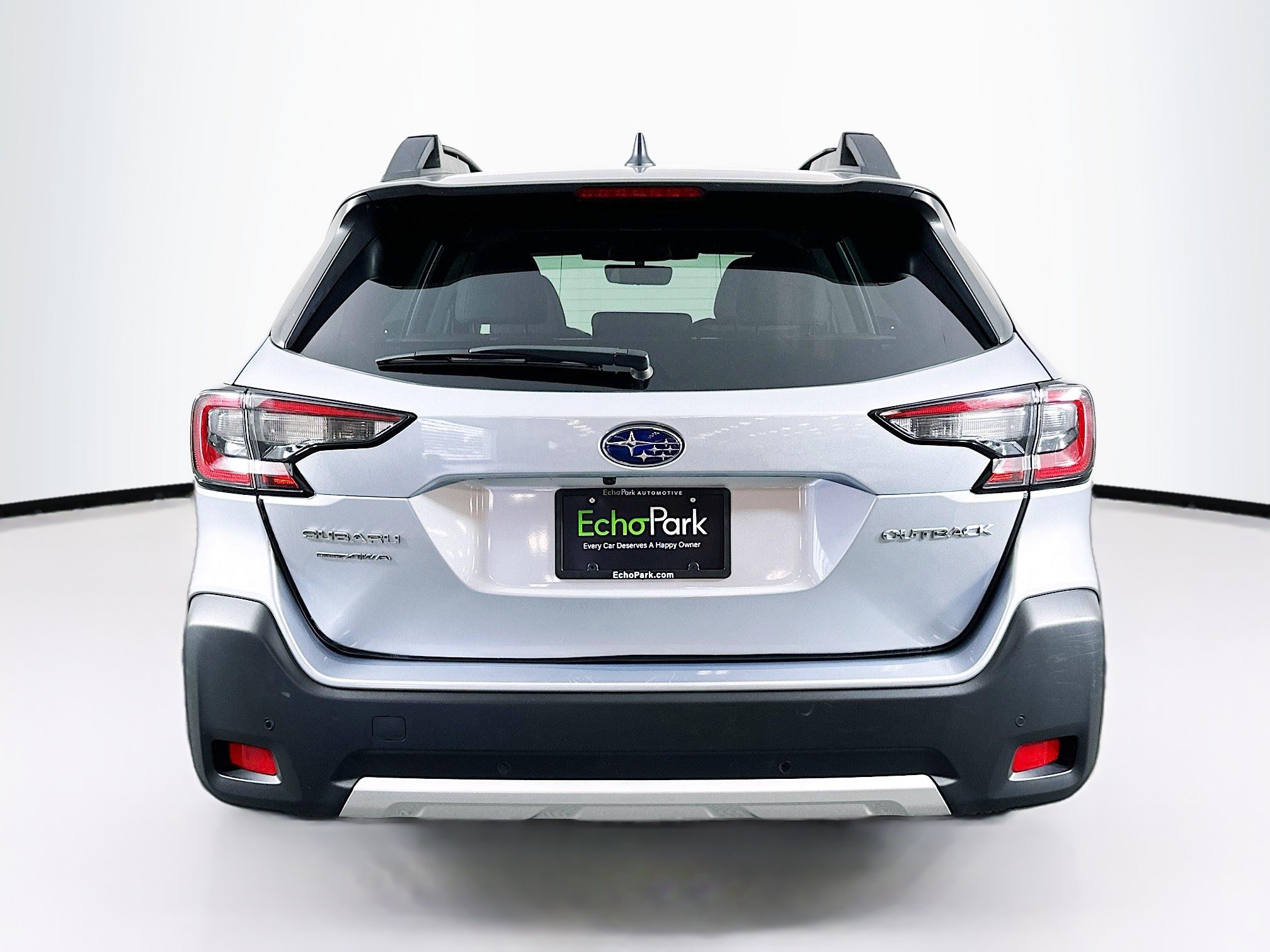 Used 2025 Subaru Outback Limited AWD/4WD image 7
