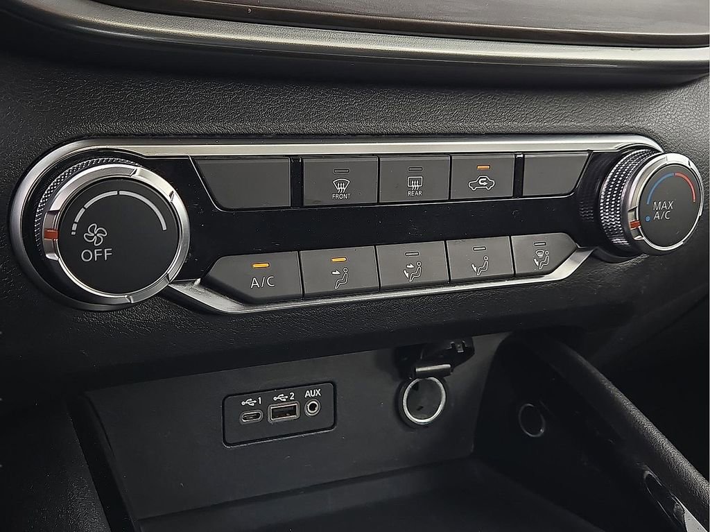 Used 2024 Nissan Altima 2.5 SV image 15