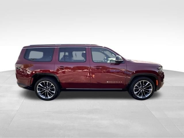 Used 2025 Jeep Wagoneer Series III w/ Premium Group I AWD/4WD image 8