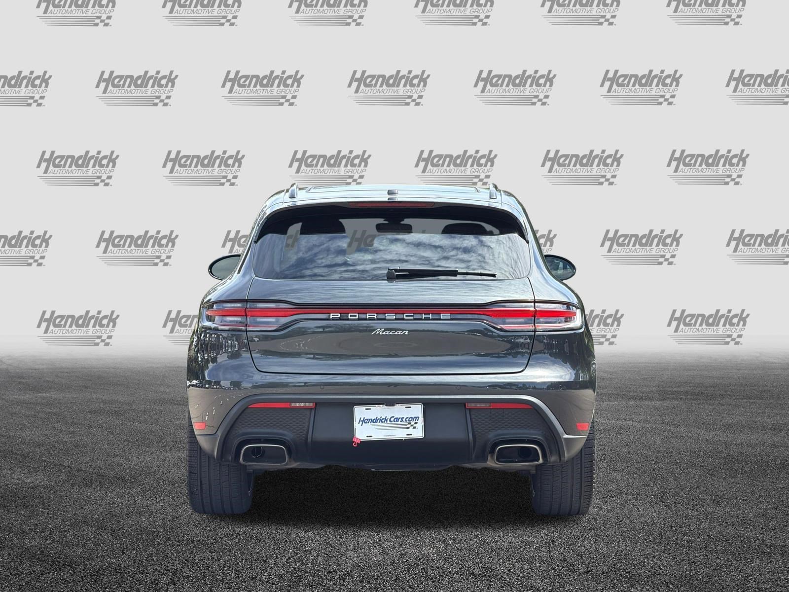 Used 2025 Porsche Macan image 6
